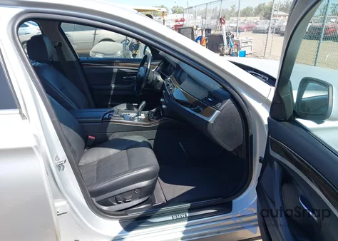 2011 BMW 528I из США, поврежденный, VIN WBAFR1C51BC260774